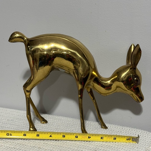 Vintage Elegant brass Deer Sculpture - Picture 4 of 4